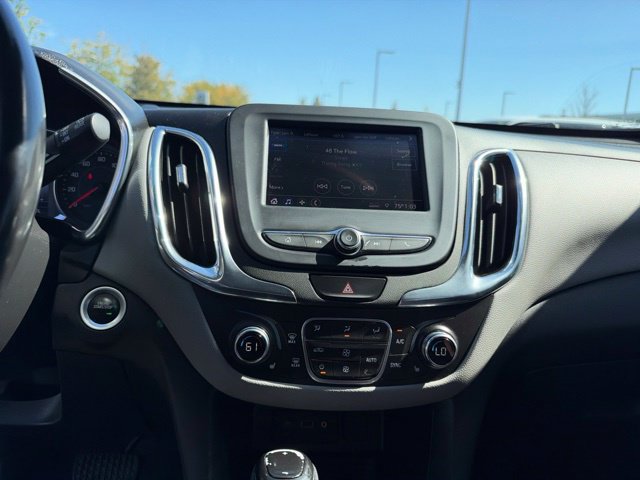 Used 2020 Chevrolet Equinox LT FWD image 16