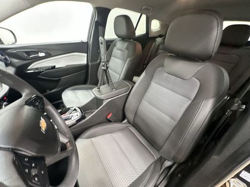 Used 2024 Chevrolet Trax LT image 14
