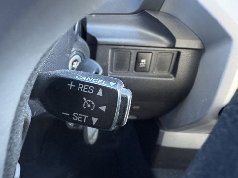 Used 2015 Toyota Tundra SR5 image 24