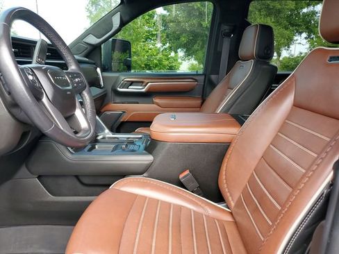 Used 2024 GMC Sierra 2500 Denali Ultimate w/ Max Trailering Package AWD/4WD image 19