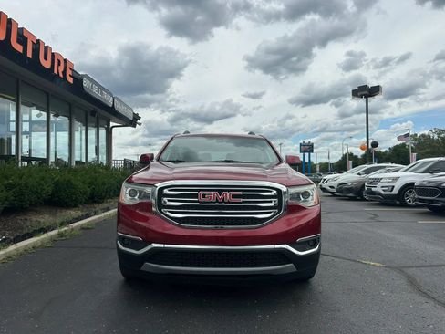 Used 2019 GMC Acadia SLE FWD image 2