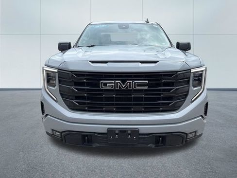 Used 2024 GMC Sierra 1500 Elevation w/ X31 Off-Road Package AWD/4WD image 6
