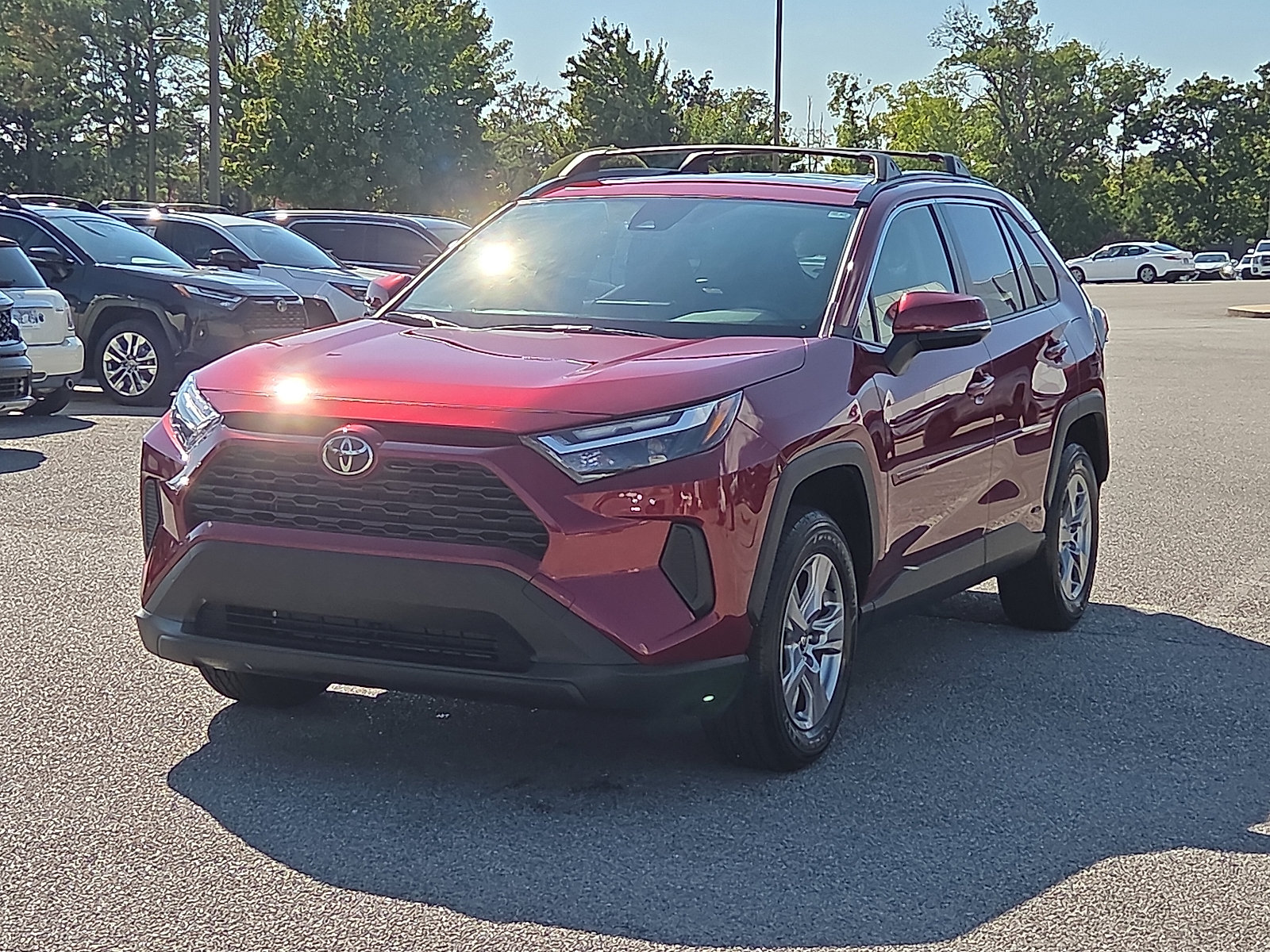 Used 2025 Toyota RAV4 XLE w/ Convenience Package AWD/4WD image 2
