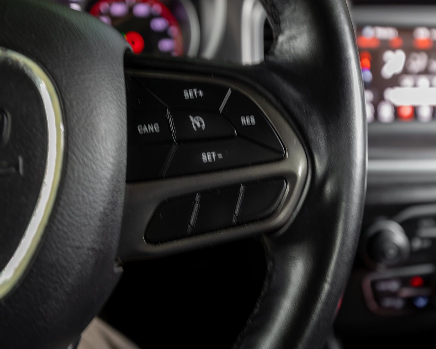 Used 2021 Dodge Charger SXT w/ Leather Interior Group RWD image 8