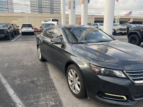 Used 2019 Chevrolet Impala LT FWD image 1