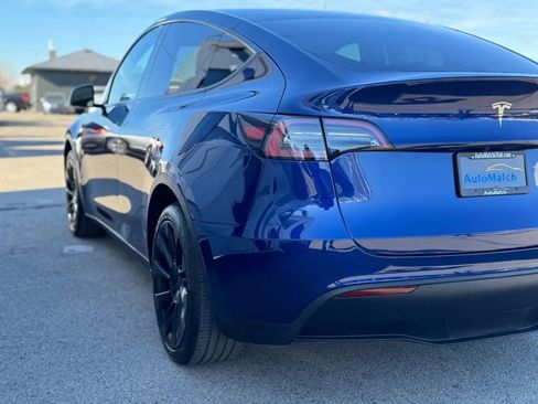 Used 2023 Tesla Model Y Long Range image 39