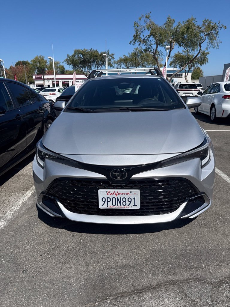 Certified 2025 Toyota Corolla XSE FWD image 1