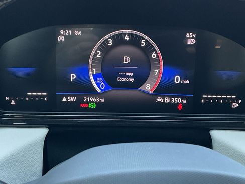 Used 2025 Volkswagen Taos S image 22