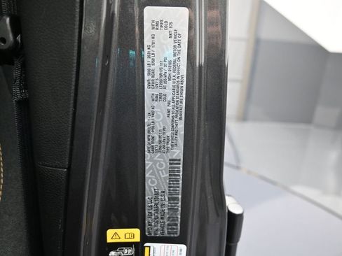 Used 2024 Jeep Gladiator Sport image 19