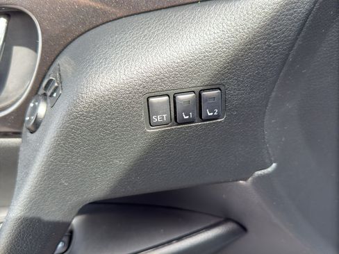 Used 2020 Nissan Rogue SV w/ Premium Package FWD image 21