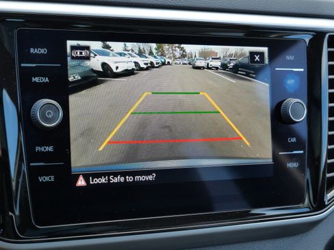 Certified 2023 Volkswagen Atlas SEL R-Line image 35