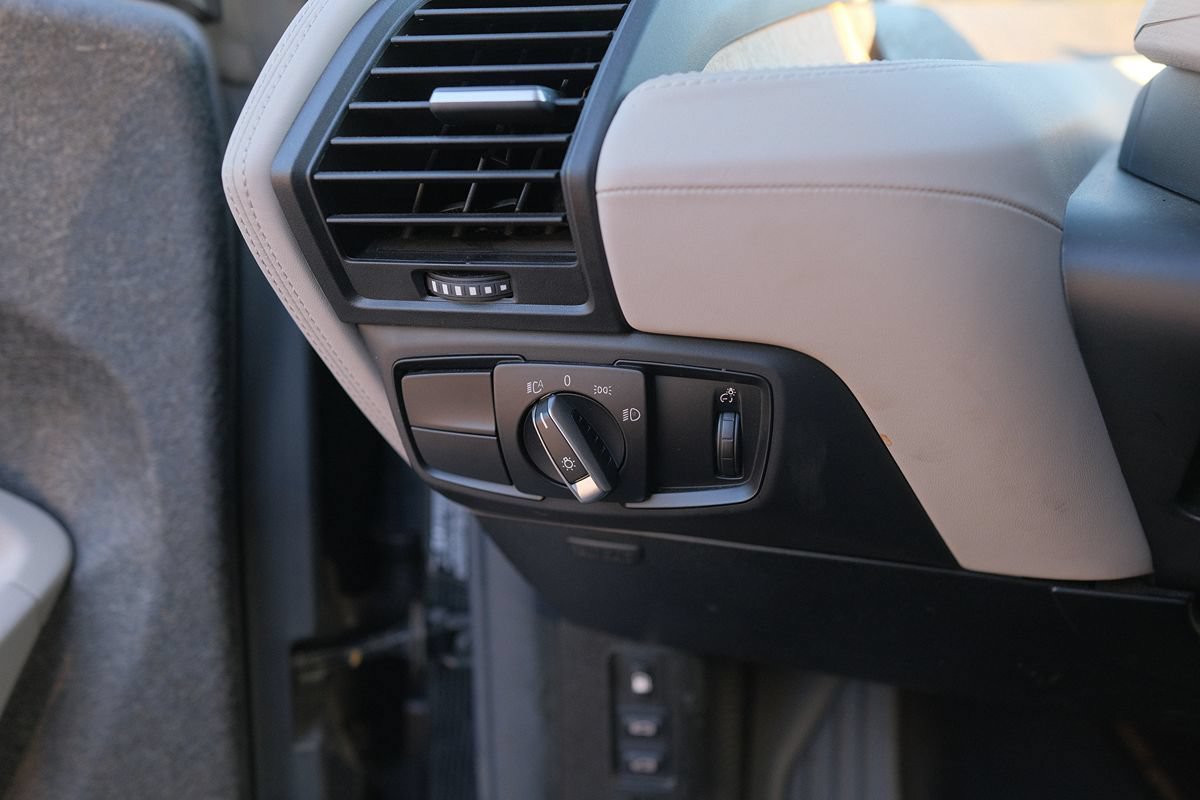 Used 2019 BMW i3 s RWD image 12