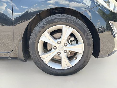 Used 2016 Hyundai Elantra Value Edition FWD image 33