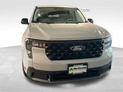 New 2025 Ford Maverick XLT w/ XLT Luxury Package FWD image 7