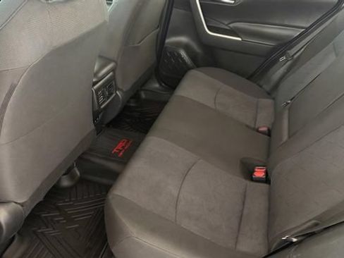 Used 2024 Toyota RAV4 XLE AWD/4WD image 26