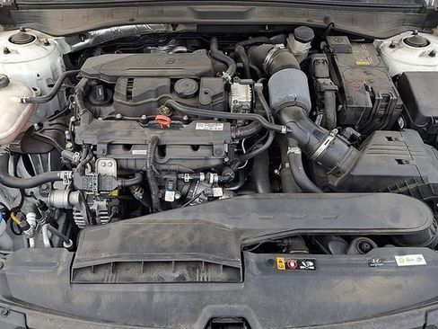 Certified 2023 Hyundai Sonata Limited w/ Cargo Package image 29