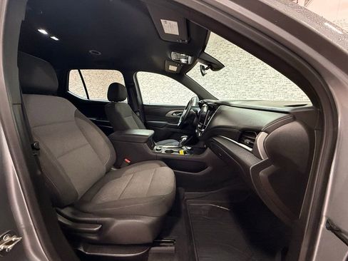 Used 2023 Chevrolet Traverse LT w/ LPO, Floor Liner Package image 13