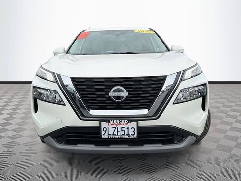 Used 2023 Nissan Rogue SV FWD image 2