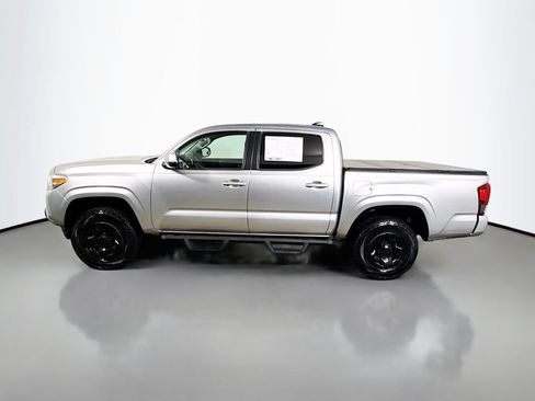 Certified 2022 Toyota Tacoma SR w/ SR Convenience Package RWD image 4