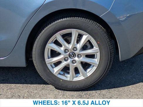 Used 2014 MAZDA MAZDA3 i Grand Touring FWD image 11
