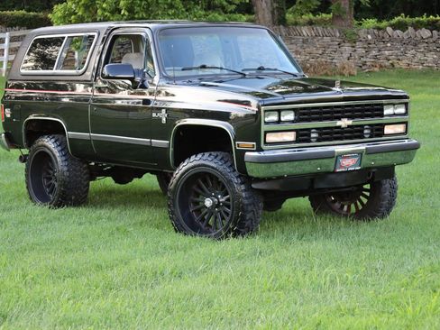 Used 1990 Chevrolet Blazer 4WD image 3