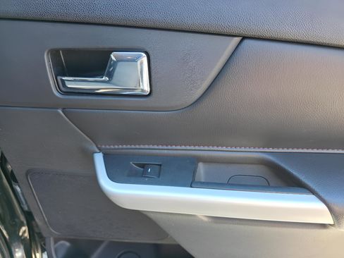Used 2014 Ford Edge SEL w/ Equipment Group 205A AWD/4WD image 15