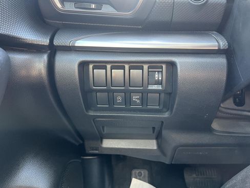 Used 2019 Subaru Forester Premium AWD/4WD image 30