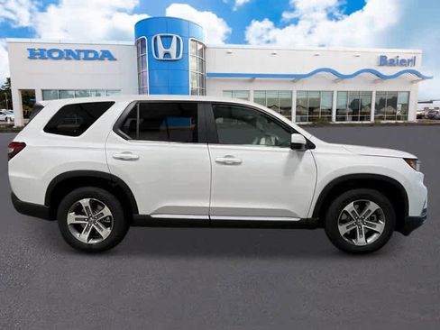 New 2025 Honda Pilot EX-L image 8