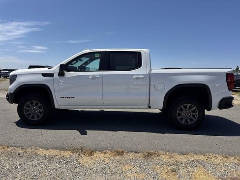 New 2026 GMC Sierra 1500 AT4X w/ LPO, Black Badging Package AWD/4WD image 5