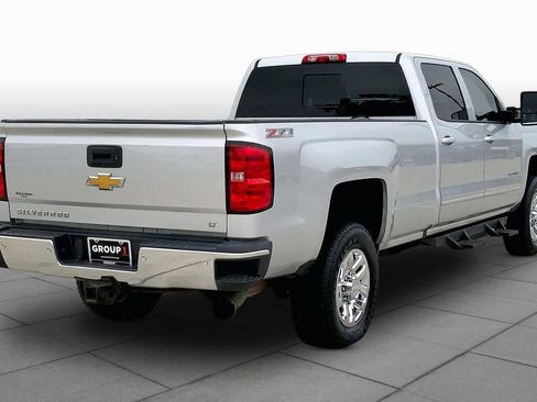 Used 2016 Chevrolet Silverado 3500 LT w/ LT Convenience Package AWD/4WD image 13