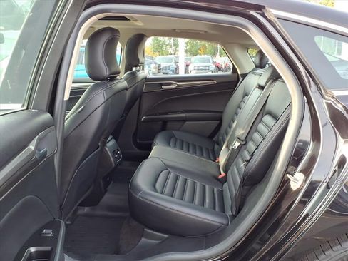 Certified 2019 Ford Fusion SEL image 9