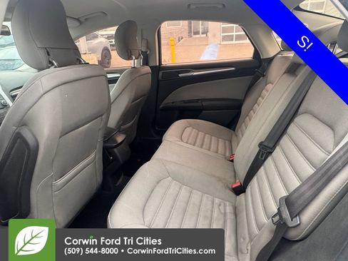 Used 2013 Ford Fusion S FWD image 10