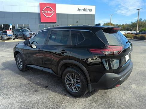 Certified 2021 Nissan Rogue S image 6