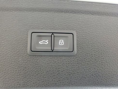Used 2025 Audi Q5 2.0T Premium AWD/4WD image 10