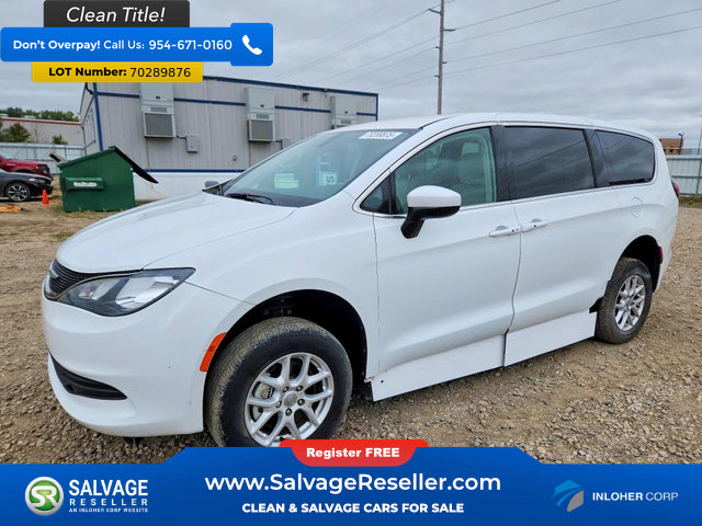 Used 2017 Chrysler Pacifica LX FWD image 1