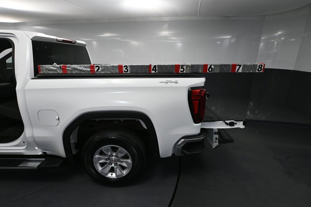 Used 2022 GMC Sierra 1500 SLE AWD/4WD image 29