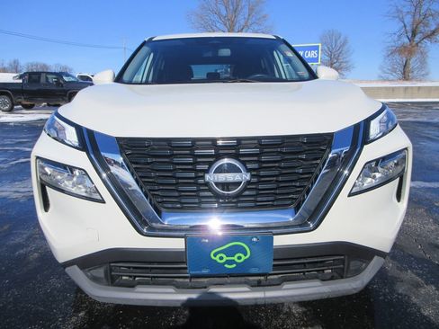 Used 2023 Nissan Rogue SV image 8