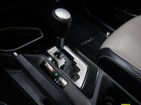 Used 2017 Toyota RAV4 Limited FWD image 24