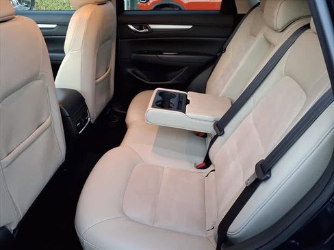 Used 2017 MAZDA CX-5 Touring image 10