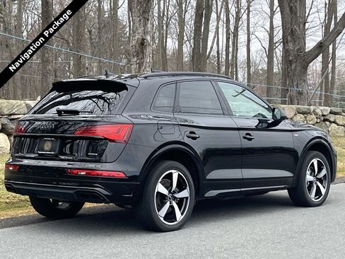 Used 2022 Audi Q5 2.0T Premium Plus w/ Premium Plus Package AWD/4WD image 3