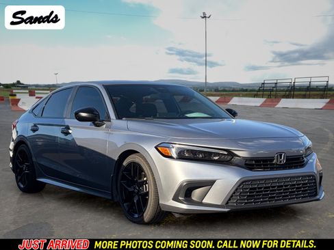Used 2023 Honda Civic Sport image 1