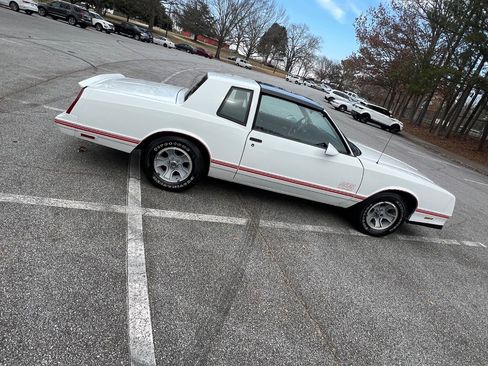 Used 1987 Chevrolet Monte Carlo SS image 3