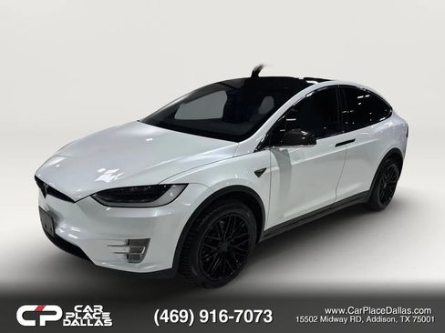 Used 2018 Tesla Model X 100D AWD/4WD image 3