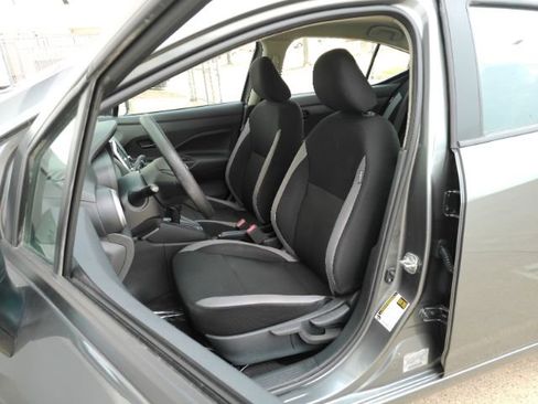Used 2025 Nissan Versa S FWD image 13