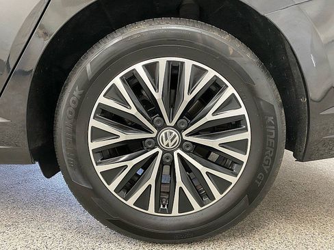 Used 2019 Volkswagen Jetta SEL image 24