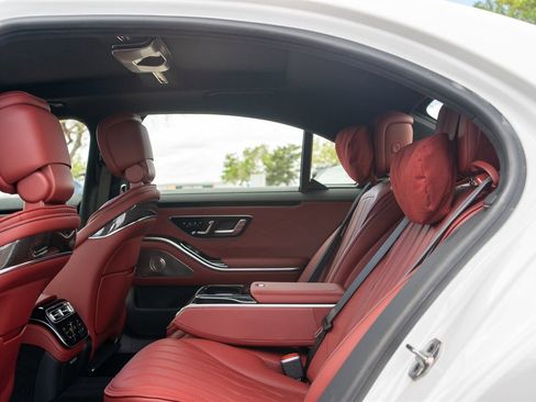 Used 2024 Mercedes-Benz S 63 AMG S image 45