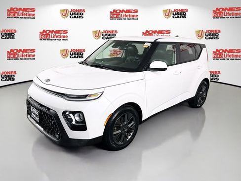 Used 2020 Kia Soul EX FWD image 13