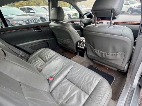 Used 2007 Mercedes-Benz S 550 image 13