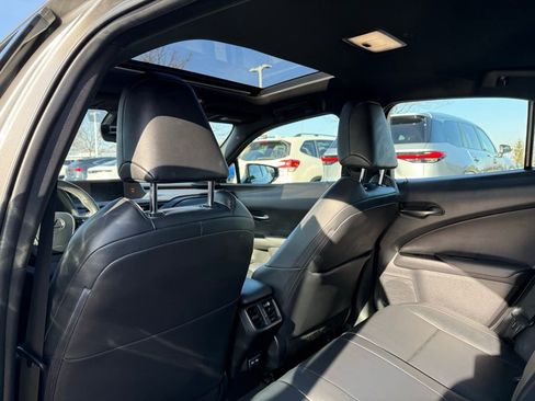 Used 2021 Lexus UX 250h w/ Premium Package image 16