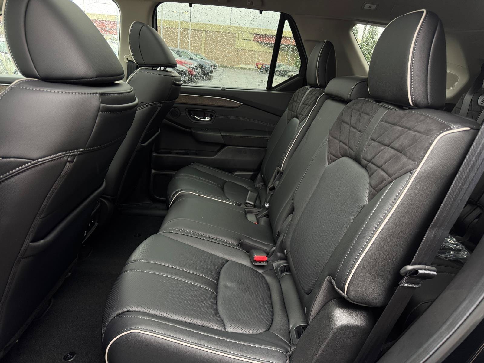 New 2026 Honda Pilot Elite image 5